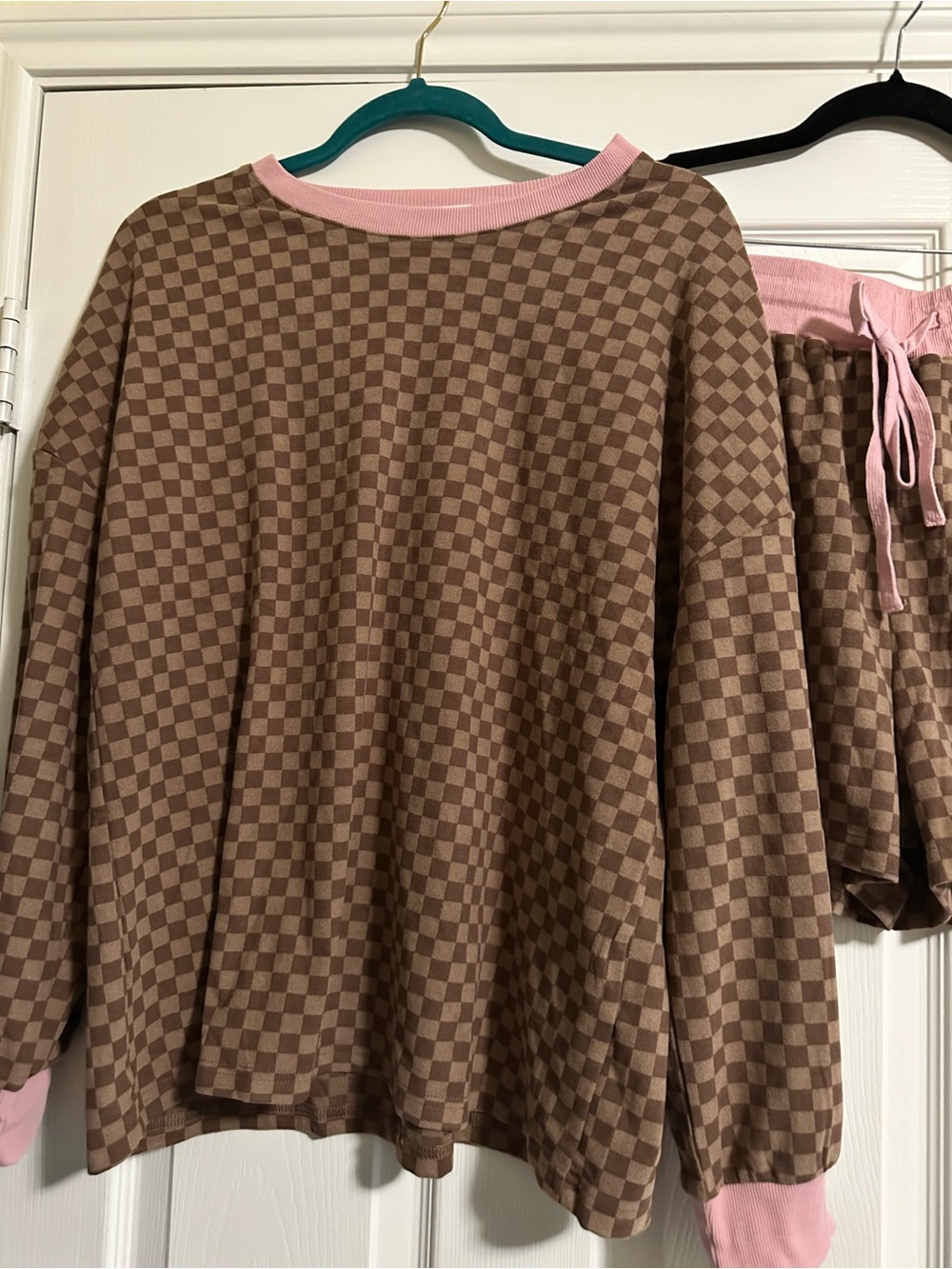 Boutique Apple Boulevard checkerboard Pink & Brown Lounge Set NWOT Med - Picture 4 of 7